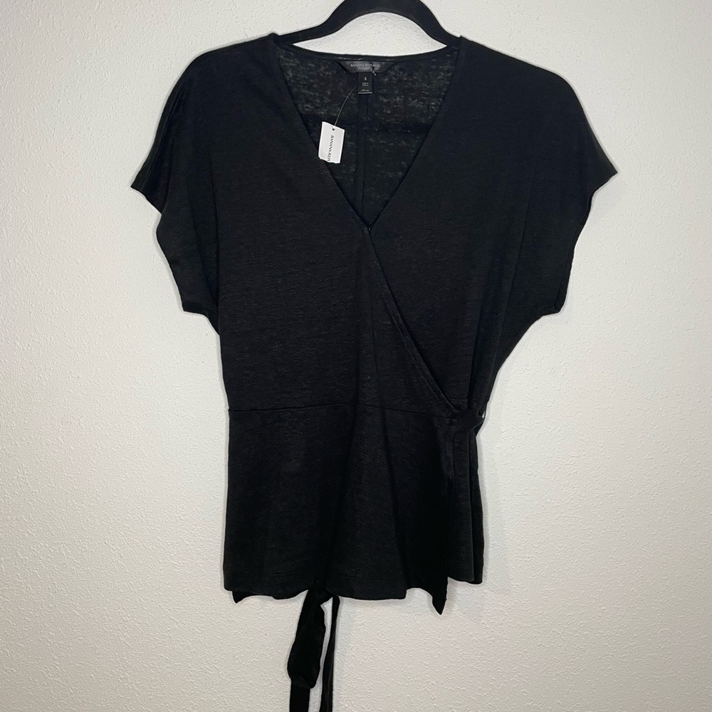 Banana Republic 100% Linen Wrap Shirt Small Black Short Sleeve Lighweight.
